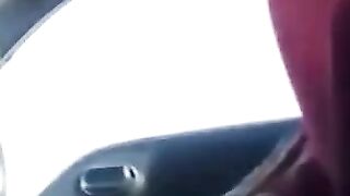 نيك خوف في السيارة